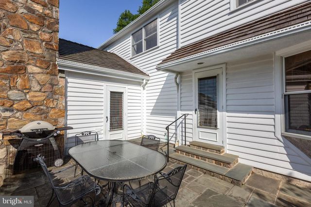 137 DAVIS RD, Malvern, PA 19355