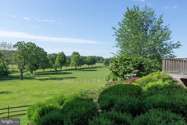137 DAVIS RD, Malvern, PA 19355