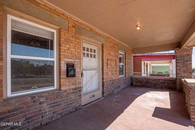 3611 Mountain Avenue, El Paso, TX 79930