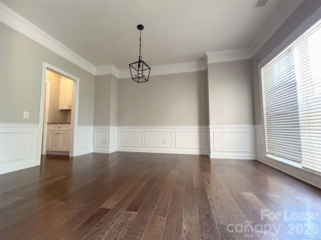 733 Meadow Lake Drive, Matthews, NC 28105