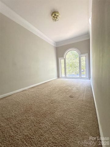 733 Meadow Lake Drive, Matthews, NC 28105