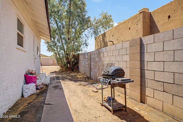 324 N 18TH Avenue, Phoenix, AZ 85007