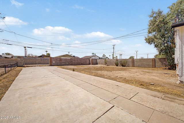 324 N 18TH Avenue, Phoenix, AZ 85007