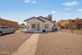 324 N 18TH Avenue, Phoenix, AZ 85007