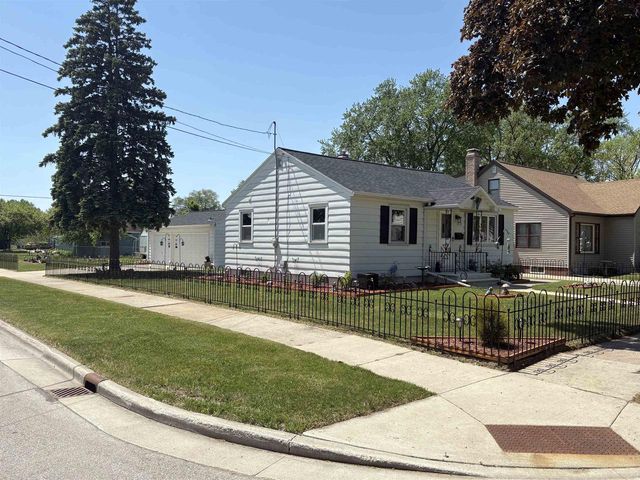1618 CHICAGO STREET, Green Bay, WI 54304