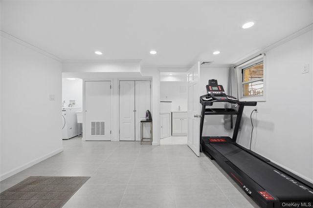 63-55A Douglaston Parkway, Douglaston, NY 11362