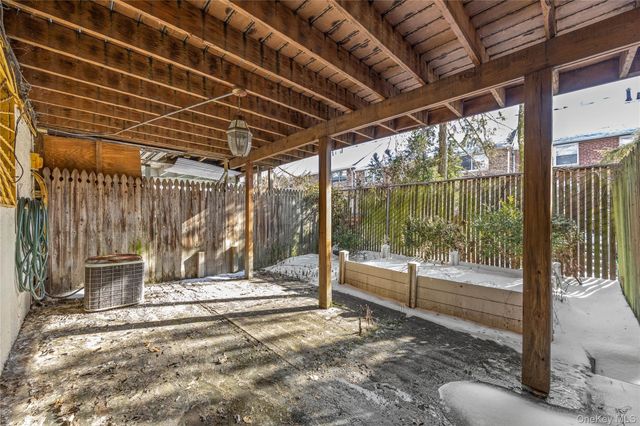 63-55A Douglaston Parkway, Douglaston, NY 11362