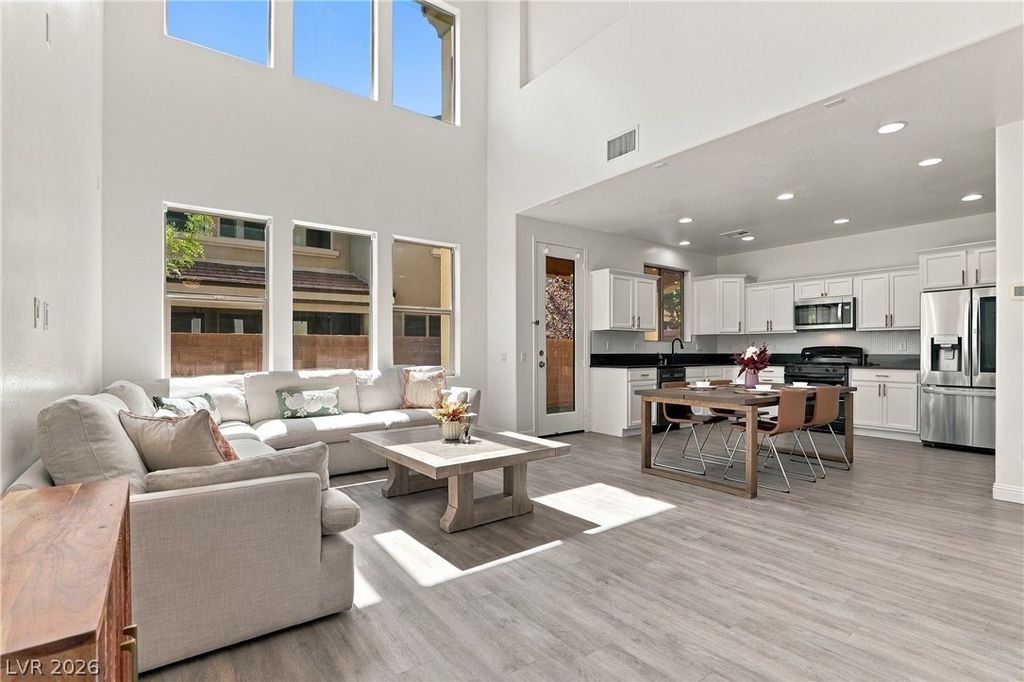 11235 Almador Vista Court, Las Vegas, NV 89135 — exterior