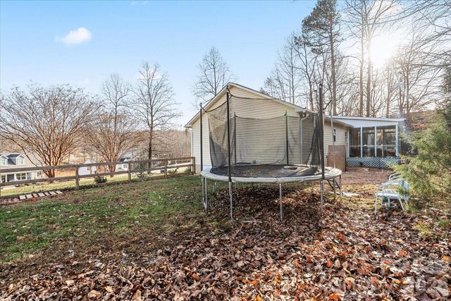 169 Meadow Glen Drive, Troutman, NC 28166