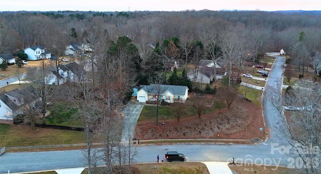 169 Meadow Glen Drive, Troutman, NC 28166