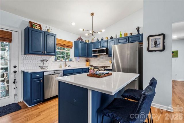 169 Meadow Glen Drive, Troutman, NC 28166