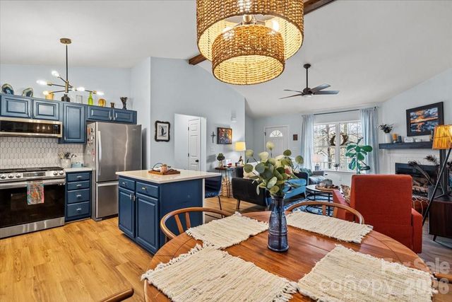 169 Meadow Glen Drive, Troutman, NC 28166