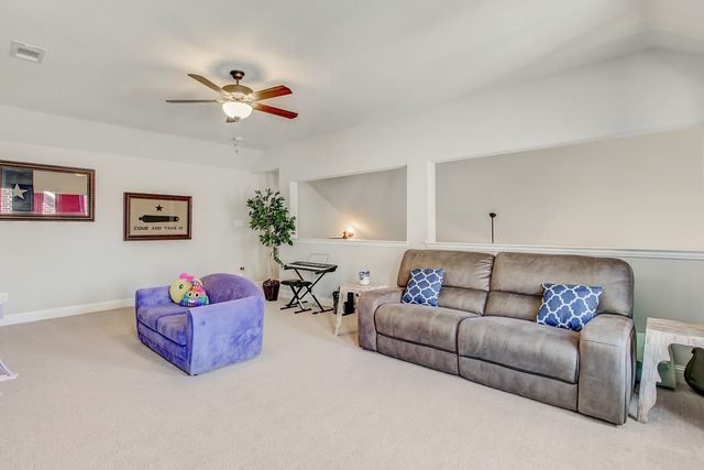 2715 Sky Ridge Road, Arlington, TX 76001