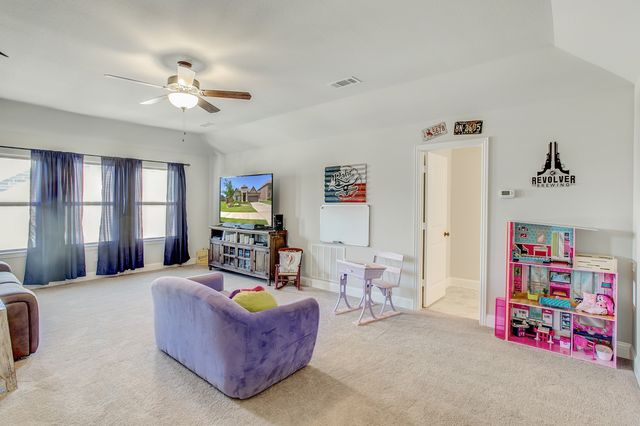 2715 Sky Ridge Road, Arlington, TX 76001