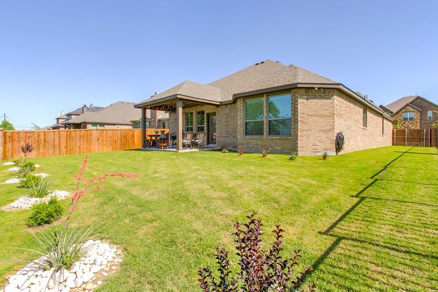 2715 Sky Ridge Road, Arlington, TX 76001
