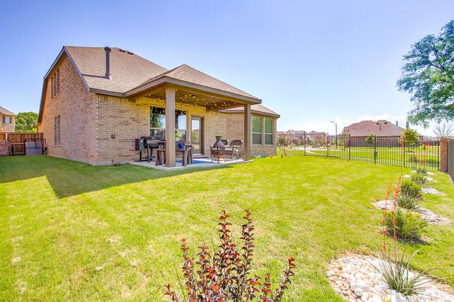 2715 Sky Ridge Road, Arlington, TX 76001