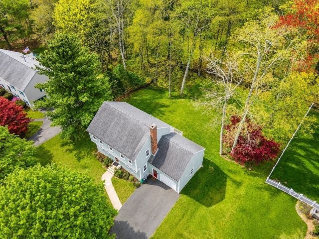 20 Eastleigh Ln, Natick, MA 01760