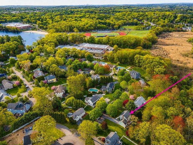 20 Eastleigh Ln, Natick, MA 01760