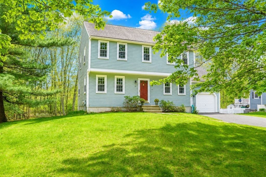 20 Eastleigh Ln, Natick, MA 01760