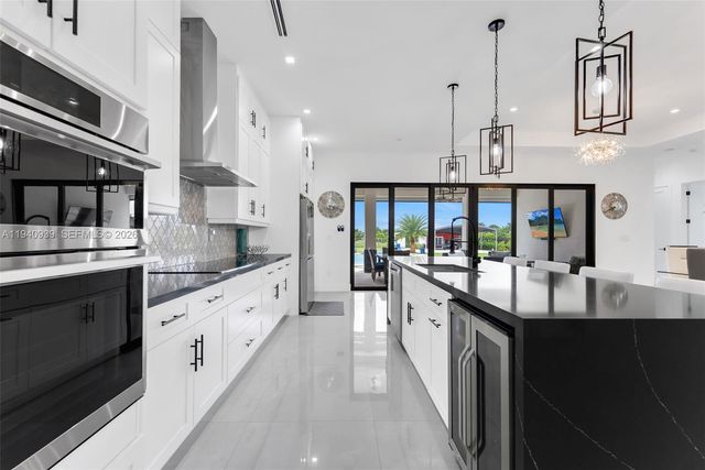 18261 SW 224th St, Miami, FL 33170