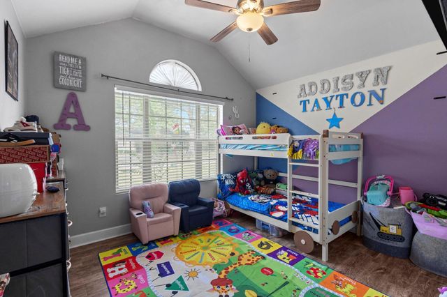 3208 Montclair Street, Orange, TX 77632