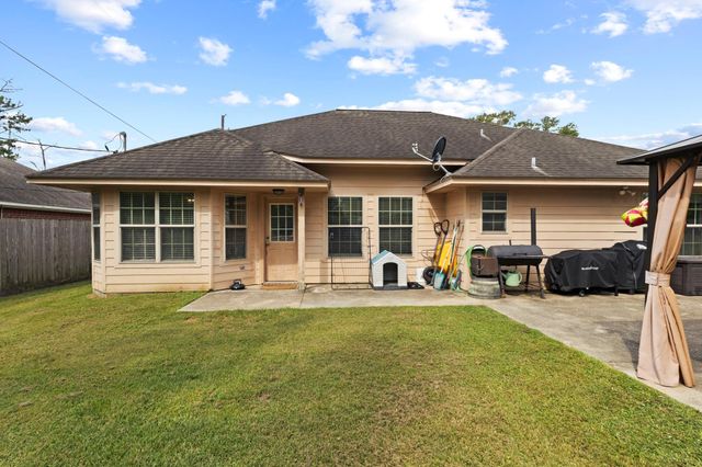 3208 Montclair Street, Orange, TX 77632