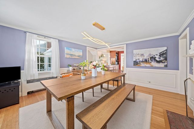 109 Simonds Rd, Lexington, MA 02420