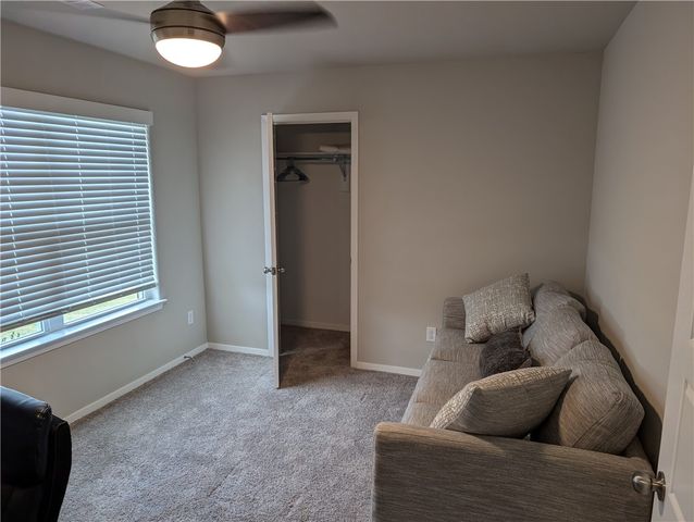 2871 W Emil Drive, Fayetteville, AR 72704