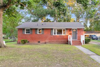 518 Pagewood DR, Newport News, VA 23602