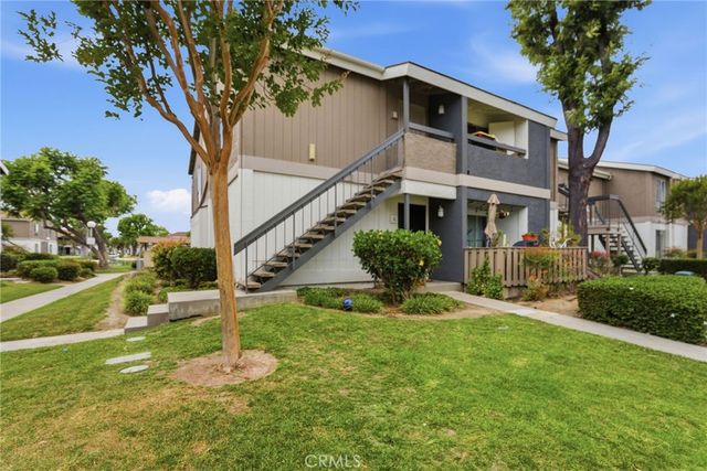2829 S Fairview Street B, Santa Ana, CA 92704