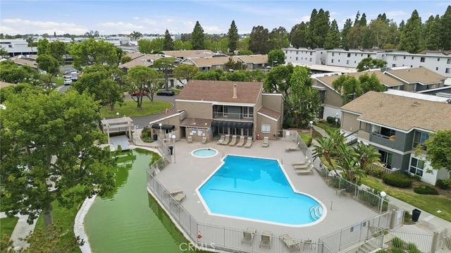 2829 S Fairview Street B, Santa Ana, CA 92704