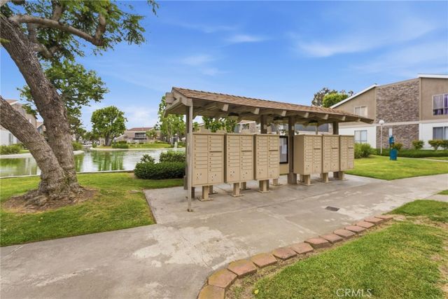 2829 S Fairview Street B, Santa Ana, CA 92704