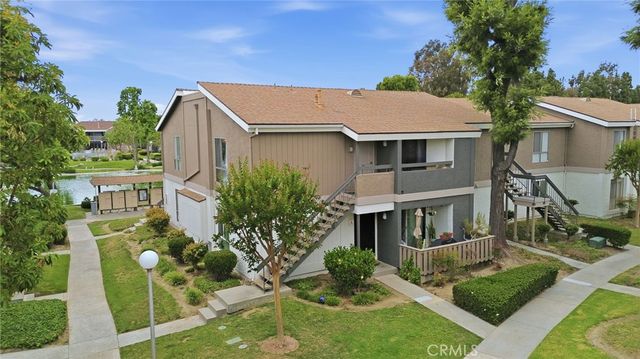 2829 S Fairview Street B, Santa Ana, CA 92704