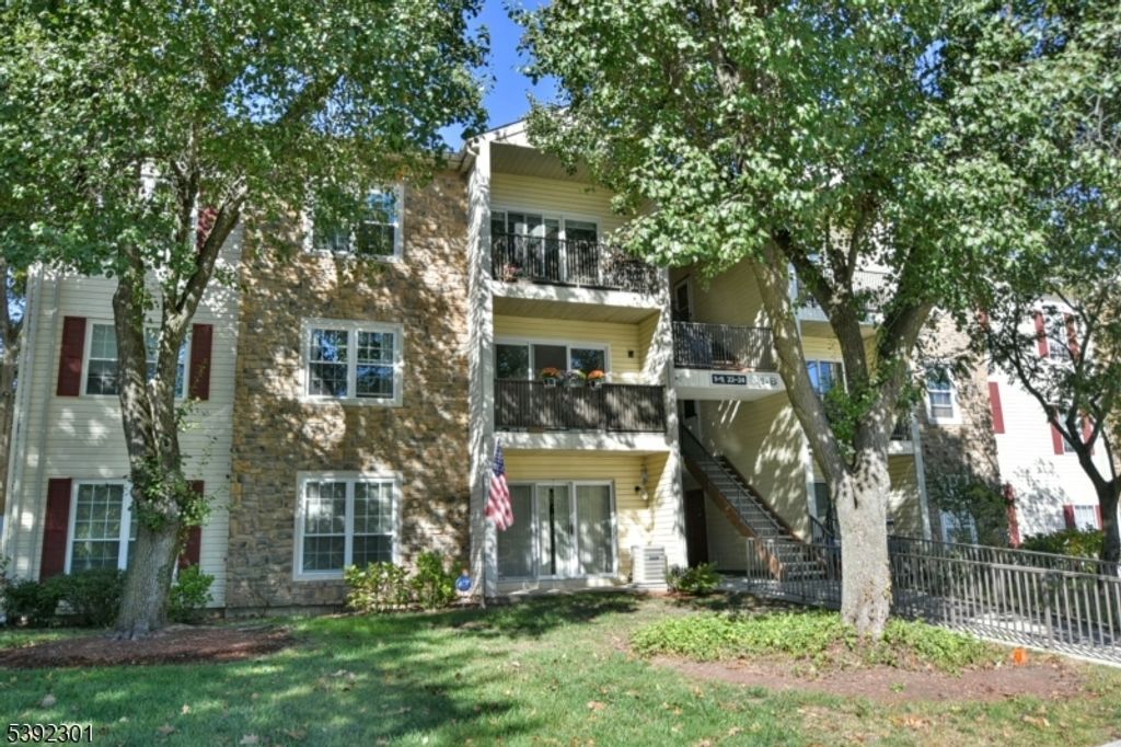 1 Robertson Way, Lincoln Park Boro, NJ 07035