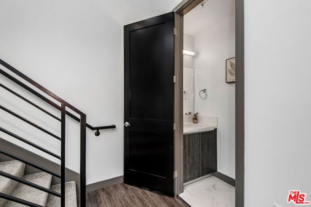 644 N Normandie Avenue, Los Angeles, CA 90004