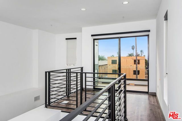 644 N Normandie Avenue, Los Angeles, CA 90004