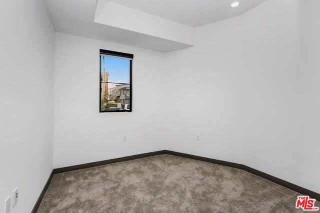 644 N Normandie Avenue, Los Angeles, CA 90004