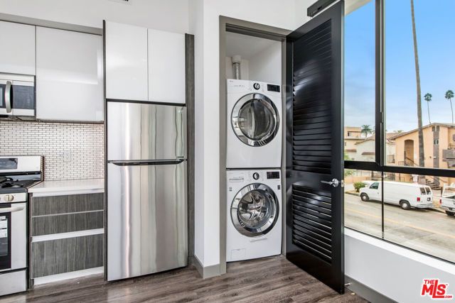 644 N Normandie Avenue, Los Angeles, CA 90004