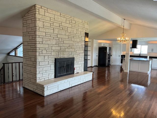 2352 Enterprise Drive, Richland, WA 99354