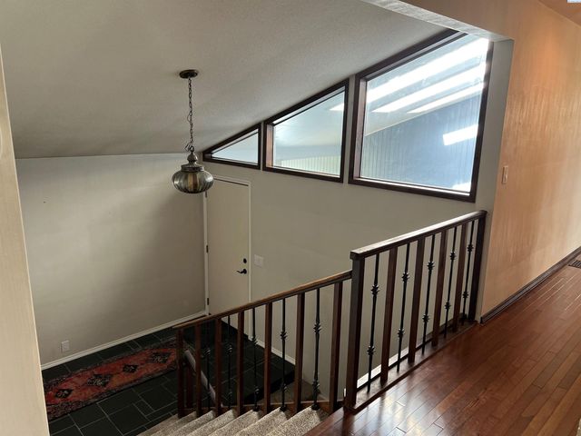 2352 Enterprise Drive, Richland, WA 99354