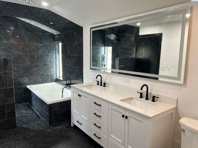 2352 Enterprise Drive, Richland, WA 99354