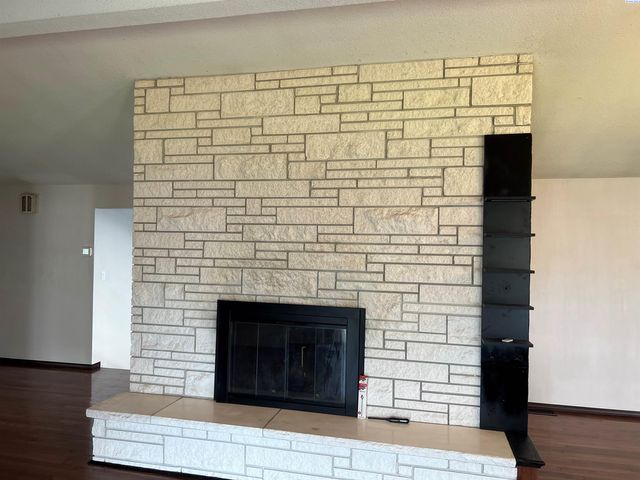 2352 Enterprise Drive, Richland, WA 99354