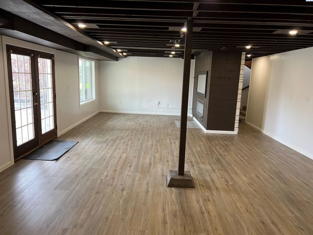 2352 Enterprise Drive, Richland, WA 99354