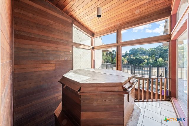 2613 Creek Side Drive, Temple, TX 76502