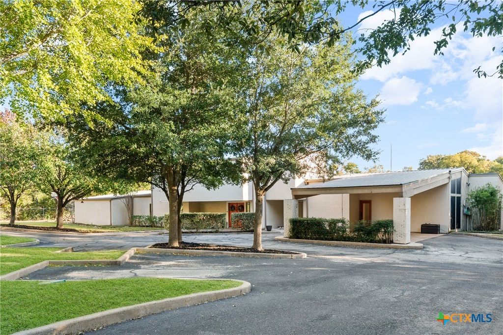 2613 Creek Side Drive, Temple, TX 76502