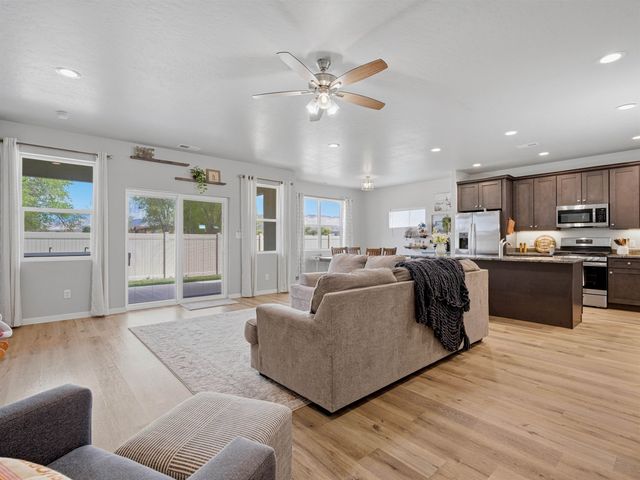 2960 Apollo Drive, Grand Junction, CO 81504