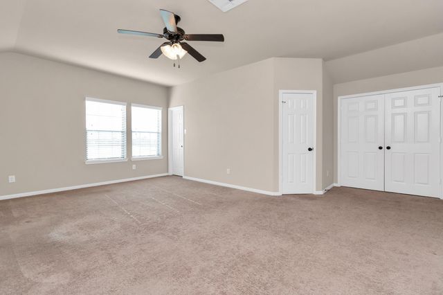 5635 Round Robin Drive, Katy, TX 77449