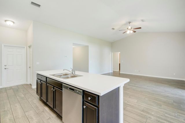 3631 SW Kromrey Street, Port St Lucie, FL 34953