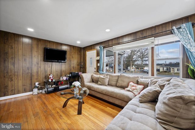 7715 OLD BATTLE GROVE RD, Dundalk, MD 21222