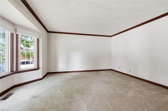 204 Oakengate TURN, Virginia Beach, VA 23462